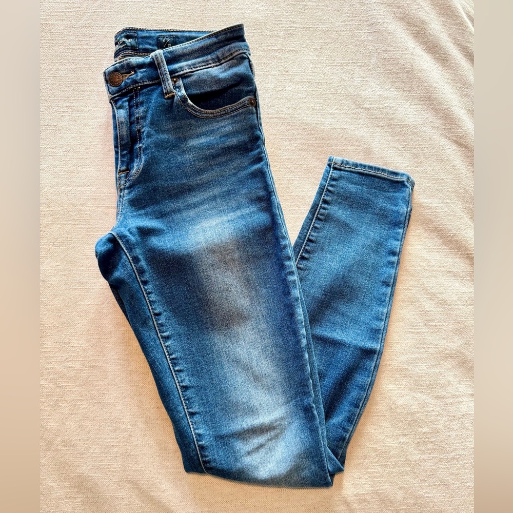 Lucky Brand Jeans: Ava Super Skinny high rise jeans. Size 0(25) and 27” inseam